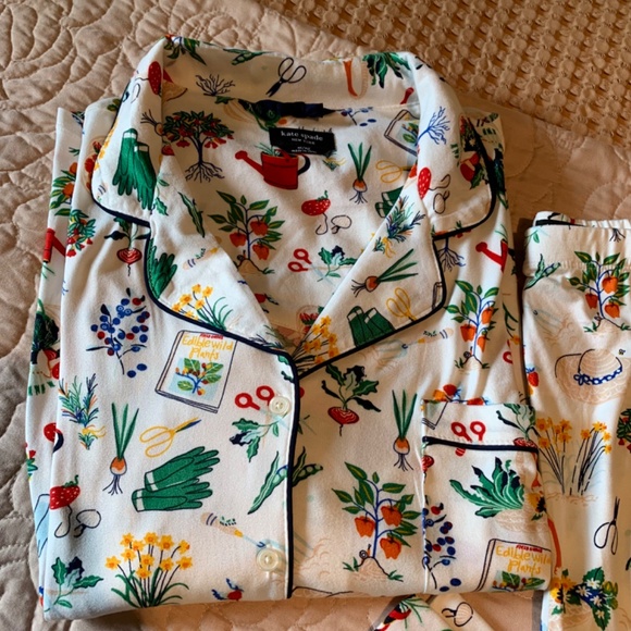 🔥SOLD 🔥NWT Kate Spade New York Cropped Printed Pajama Set size XL - Picture 5 of 7